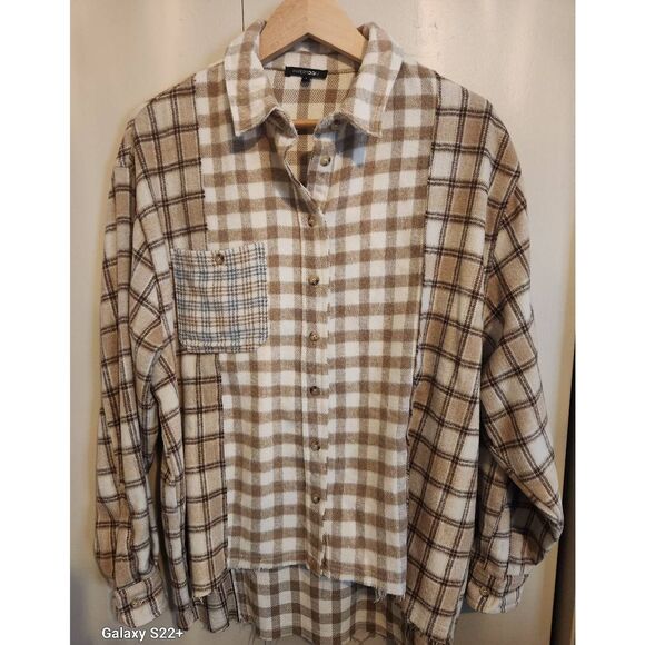 09 PAPERMOON tan plaid flannel button shacket - Picture 1 of 9